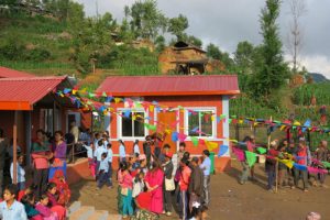 Dokumentarfilm 'Nach dem Regen kommt die Sonne' - Schule in Nepal. Foto: Nepalhilfe Starnberg e.V.